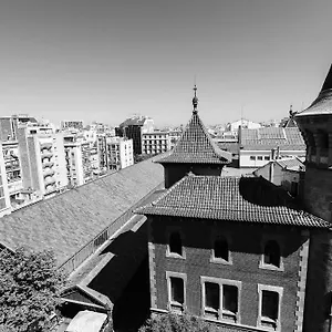 Argo 2*, Barcelona Spanien